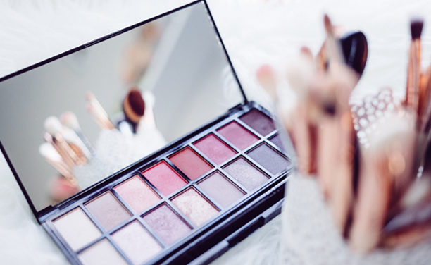 Best Eyeshadow Palettes Reviews 2023
